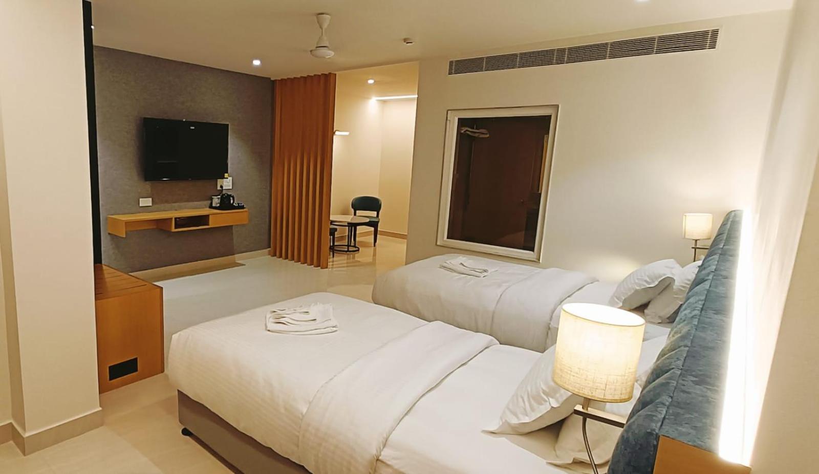 Clubway Grand A Boutique Hotel Jorhat Exterior photo